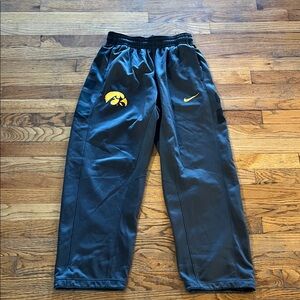 Nike Mens Iowa Hawkeyes Black Sweatpants with Yellow Accents